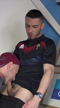 2478 Frnech Boy futut Raw Buy Badboy în Apris