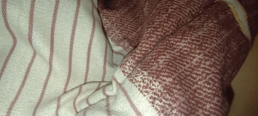 AncaLuxe: När jag är trött sticker styvfar sin kuk inuti mig, hans...