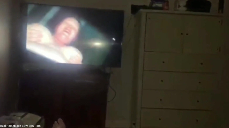 Head Queens: Sucking Big Black Cock Wearing VR Headset
