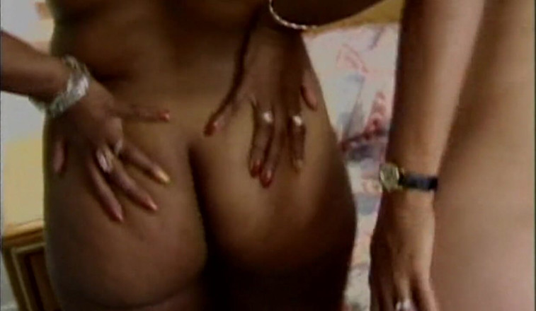 THAGSON CORE: Experienced Ebony Babe Sucks Throbbing BBC Dripping Cum Everywhere