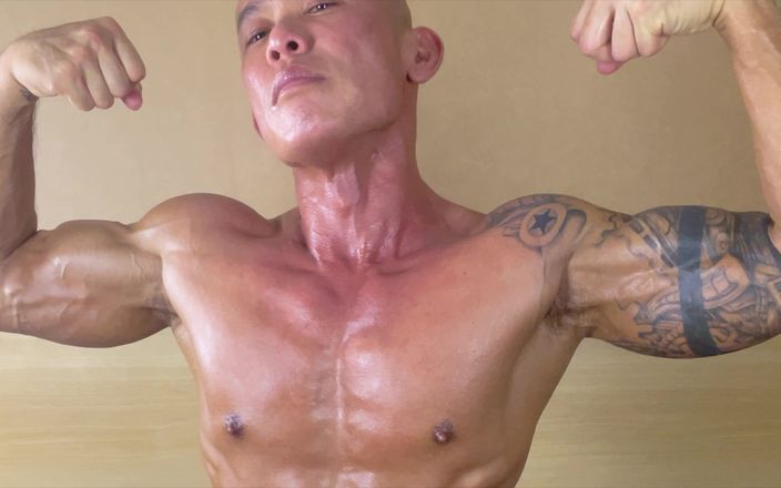 Joey Rhyder: 你希望你现在正在崇拜joey rhyder坚硬的肌肉身体！