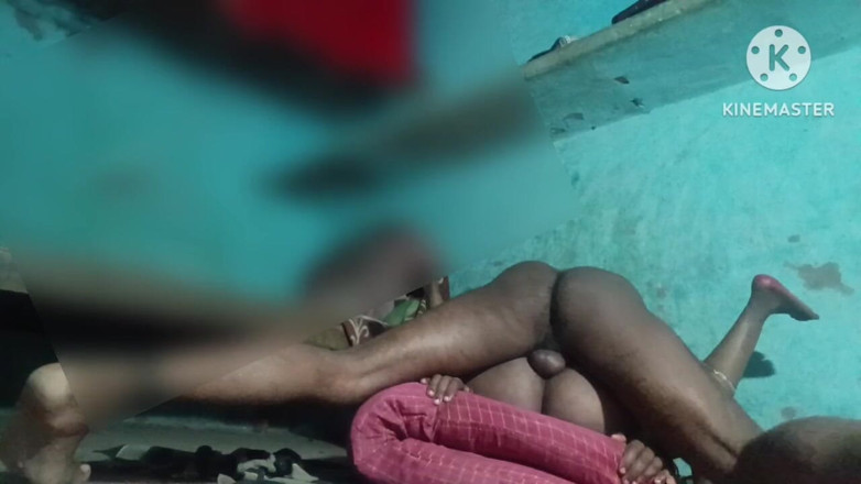 Sexyhousewife99: Bhabhi berkongkek kuat