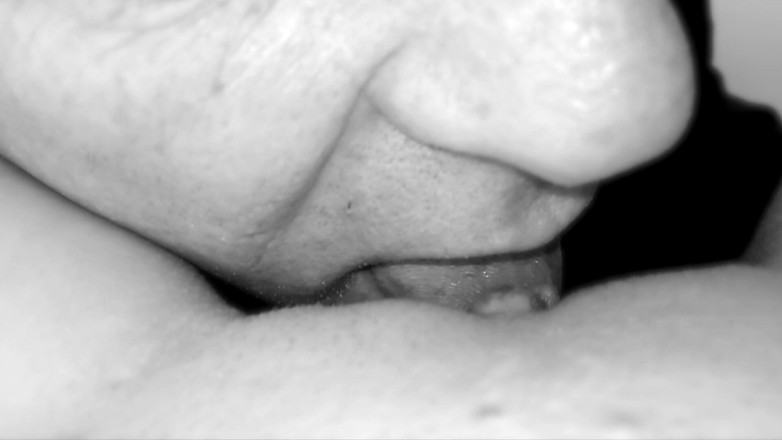 The adventures of Kylie Britain: Gorąca, napalona i mokra