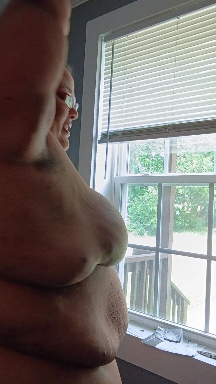 Jessica pigslut: Flashing My Big Titties to My Whole Neighborhood in North...