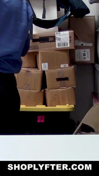 Shoplyfter April Reid