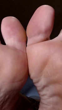 Love My Long Toes