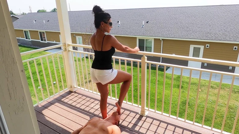 Goddess zephy: Total Foot Domination!