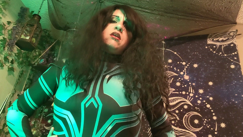 Geeky Femdom: Hela摧残美国队长