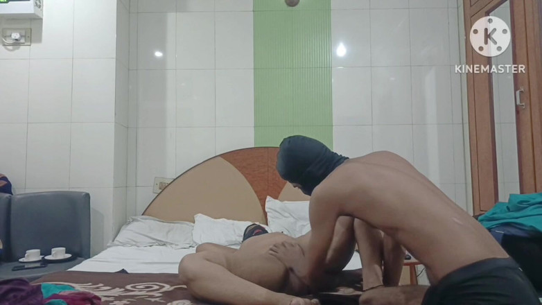 Poojakabir: Indické sexy sexy šukání mé macechy