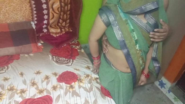 Manjushukla: Indian Beautiful Bhabhi Having Romance with Her Husband.