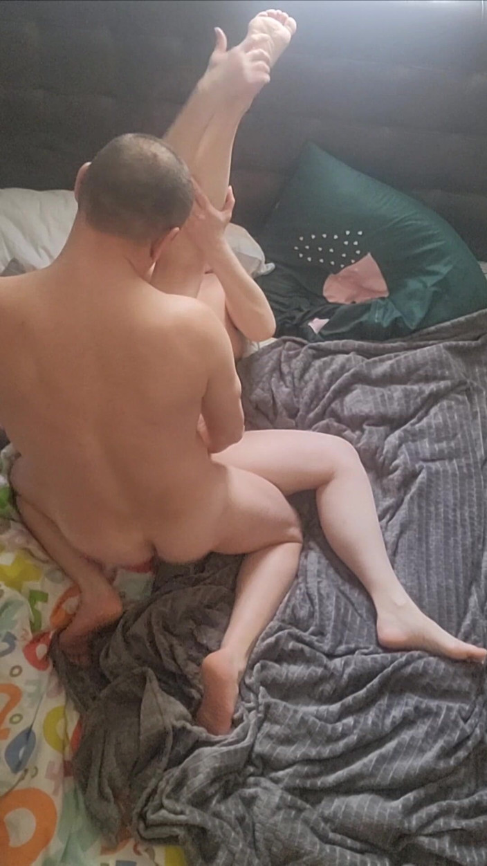 Kubnat: Hot Girl Rides Hard Cock