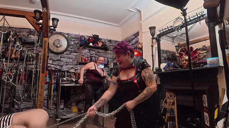 The Izars: Paduan suara tahanan bagian 3