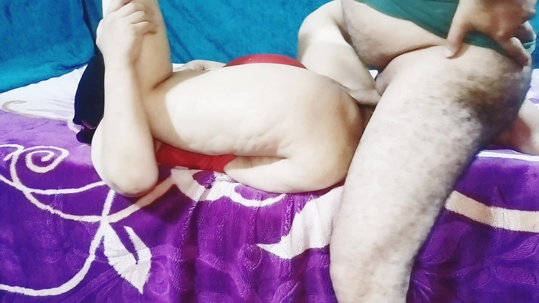 Ahmed and Samah: Bagian Satu sama Kolektor Listrik