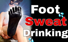 Training Zero: Nožní pot sání femdom latexu