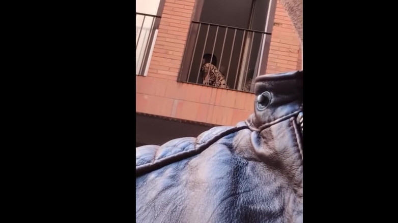 SweetJaneOfficial: Kompilace veřejné nahoty - rozvoz pizzy, pláž nahoře bez, škádlení kamaráda