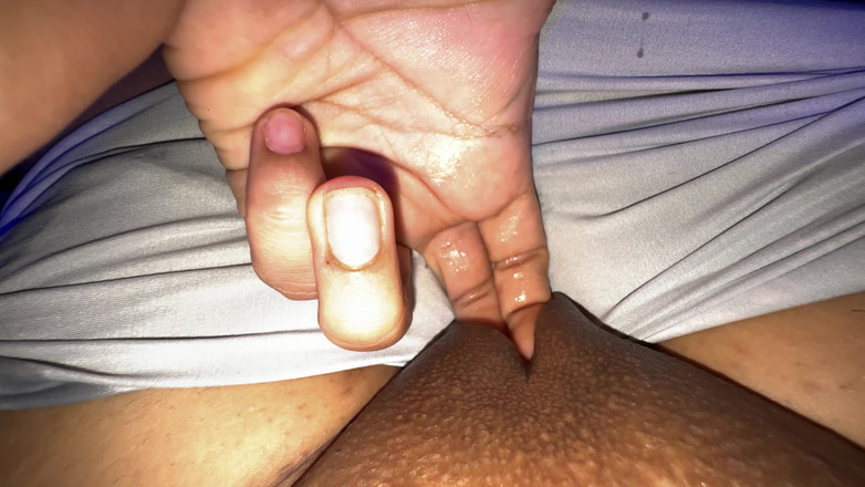 EMY_AND_JONH: Saya melakukan ini sepanjang hari kerana saya sentiasa bersendirian selepas...