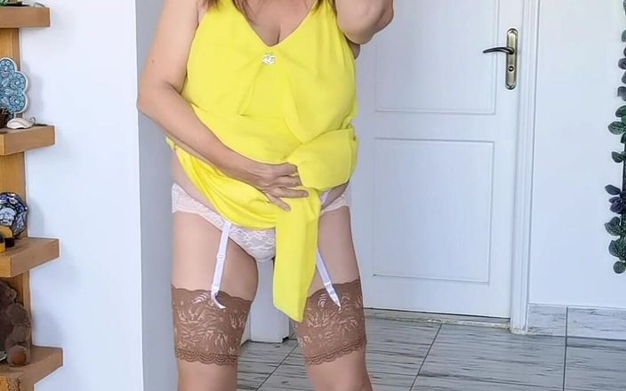 MariaOld: Busty Granny Hot Striptease Compilation