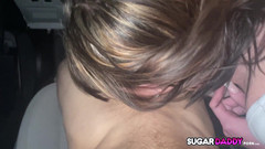 Sugar Daddy Porn: Sammy Scott Jerks dělá tátu, prosí o to v autě