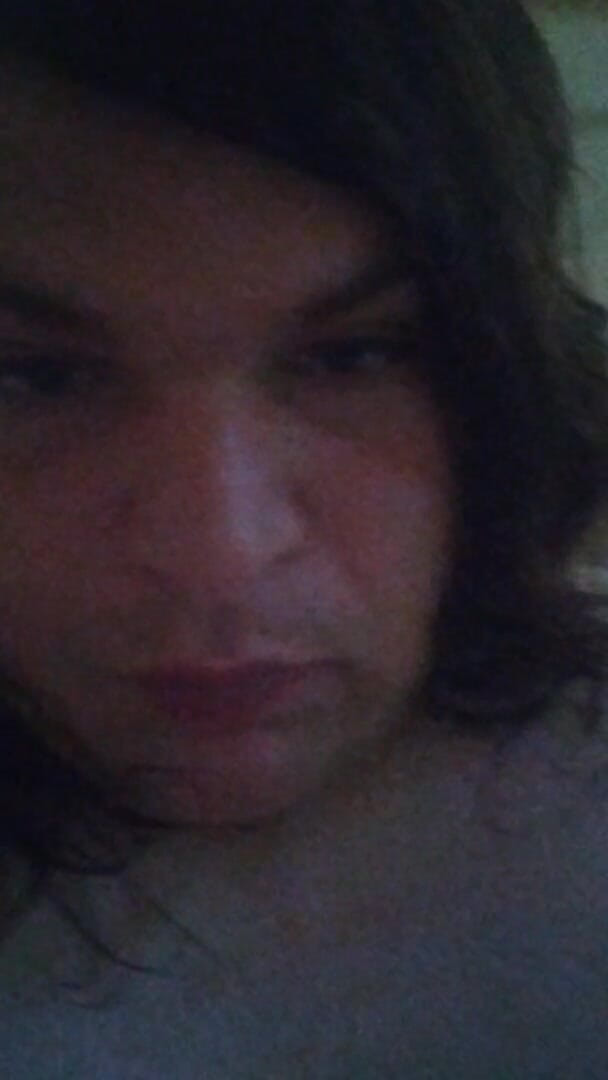 Ziasavv: rubbing my transgirl clit
