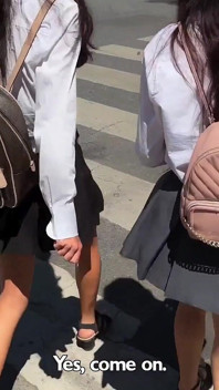 Kadın öğrenciler ders okumak istemiyor - oral seks yapmak istiyorlar!