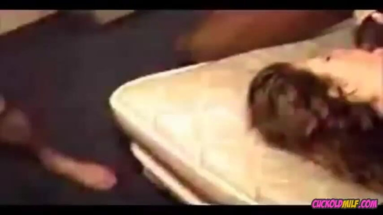 Cuckold MILF: Cuckolf MILF - retro, ex-ehefrau film mit BBC stier