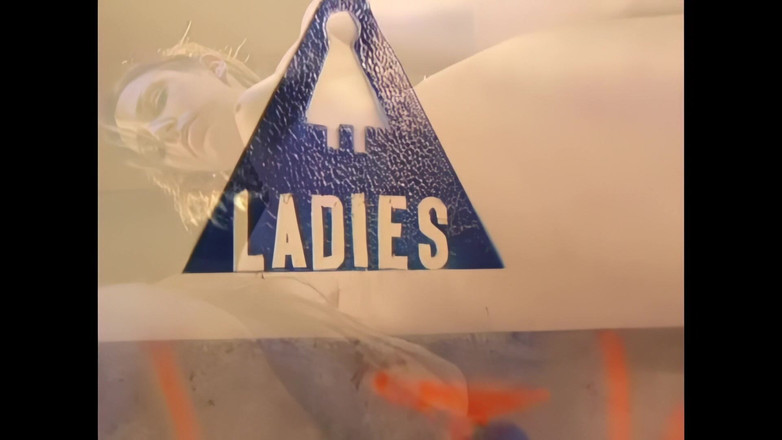 Bewitched!: Luna E Rhiannon: Un'inaspettata Scopata Lesbo Con Strapon