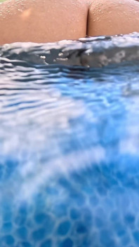 Arielle lane - nackt schwimmen iii
