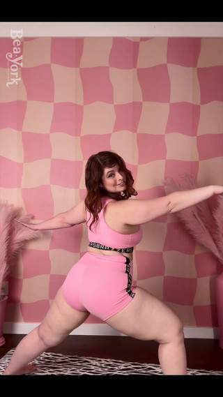 Bea York: Cảm ơn bạn rất nhiều vì đã tham gia lớp học hôm...