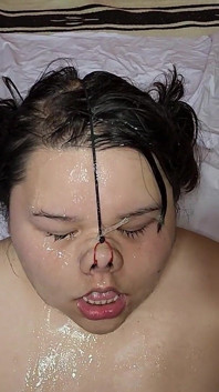 Miluji, když mi šukáš do krku, dokud mi neprázdníš koule na obličej