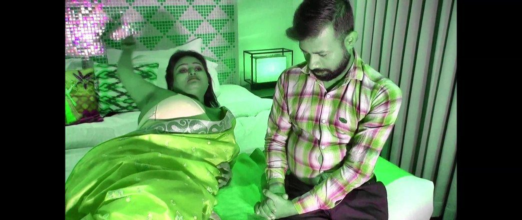 Uncutadda: Gadis india menggoda abang tirinya dan ngentot habis-habisan. Hardcore.