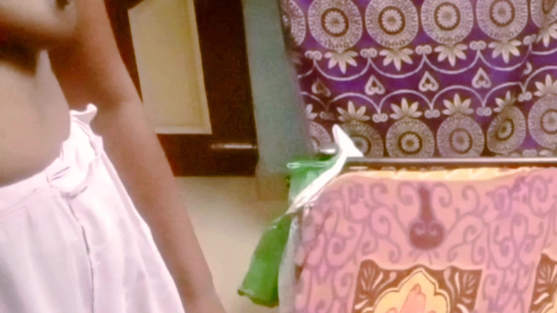 RenuRajj: Renu, femme desi indienne mature non circoncise, baise secrète avec...