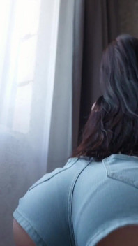 Sentadillas cortas en pantalones cortos