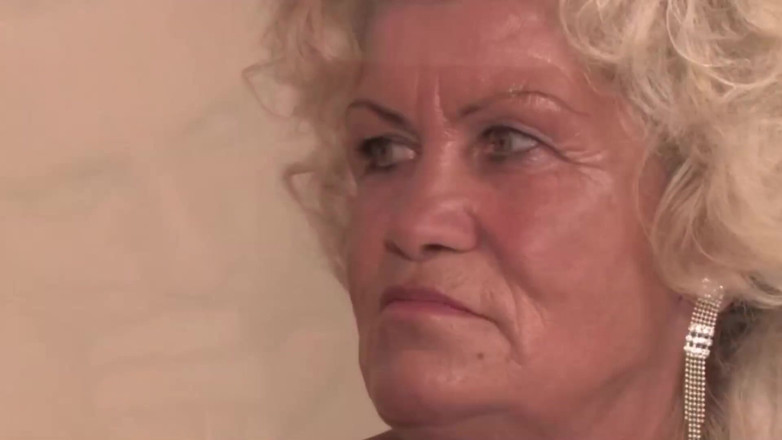 Mature Wanker: Mums with Boys! When Old Women and Young Men Fuck!