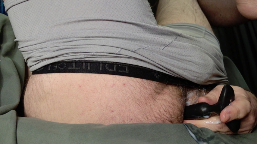 Inserting My Favourite Buttplug (JJ7779)