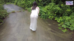 Far East pornography: Promenade arrière torride avec une pêche en plein air qui...