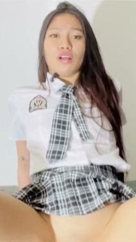 Bratty meia-irmã teve sua primeira torta de creme