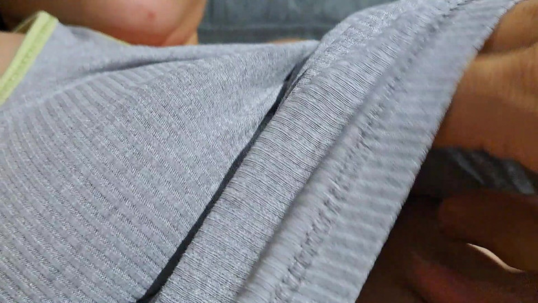 Wil9727: Mi pequeña hijastra me muestra mientras nosotros