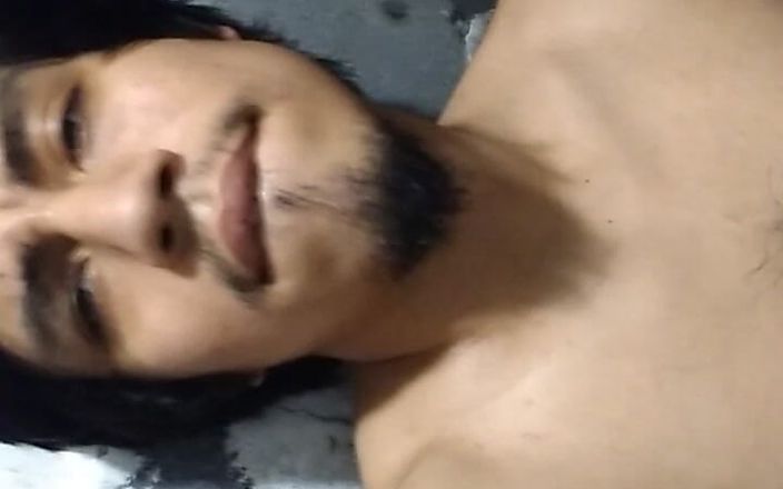 AlexAlejandro13: Você gosta de olhar para ovos?