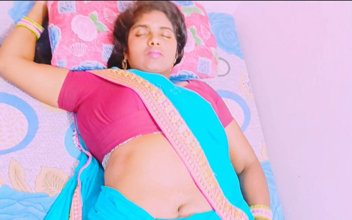 Telugu honey lips: Büyük memeli seksi sari yenge husbend'in üvey erkek kardeşiyle sert sikişiyor....