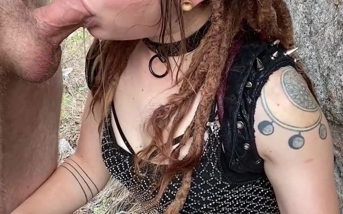 Olivia Jarden: Steampunk Girlfriend Festival Blowjob