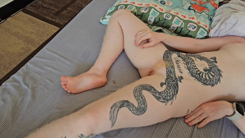 Lorrany exotica: Fare quello che adoro di più mostrargli cosa sto imparando...