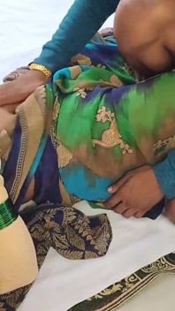 インド人カップルの自家製オープンホールセックス