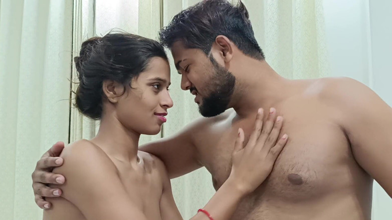 Londamaal123: インドの女の子は彼氏とのハードコアセックスを望んでいます