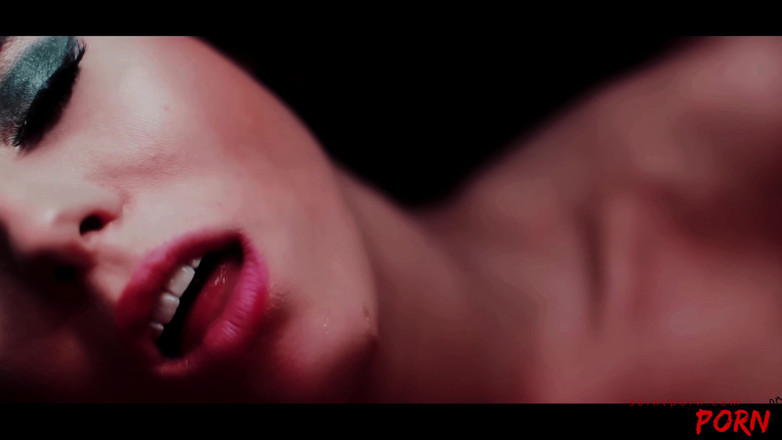 SaintPorn: ヴァレンティナ・クルスは年老いてもビクセンを演じるのが上手です