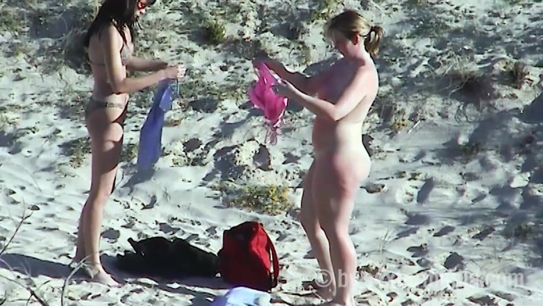 Sextermedia by Pete: Le Giovani Lesbiche Adorano Il Massaggio Con Olio Sulla Spiaggia