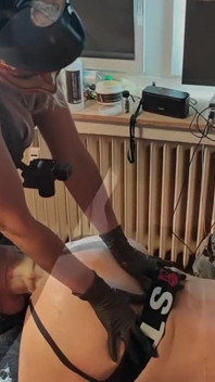 Adelina Noir Hardcore Pegging and Strapon with Fistzilla