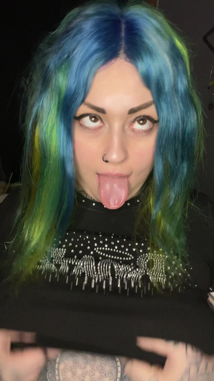 Miss Valentina: Papis ahegao-schlampe