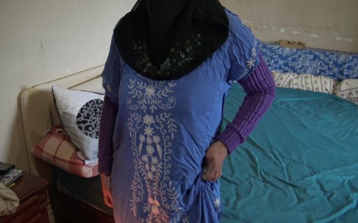 Souzan Halabi: Soție arabă încornorată futută tare de fiul vitreg