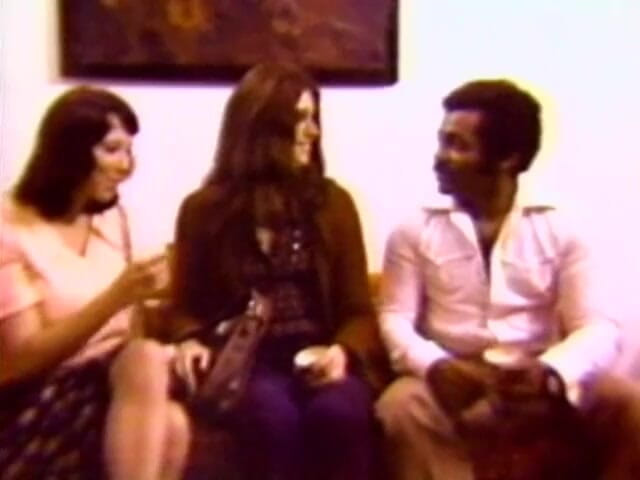 Vintage Usa: Threesome vintage fuck with interracial dude and sexy chicks