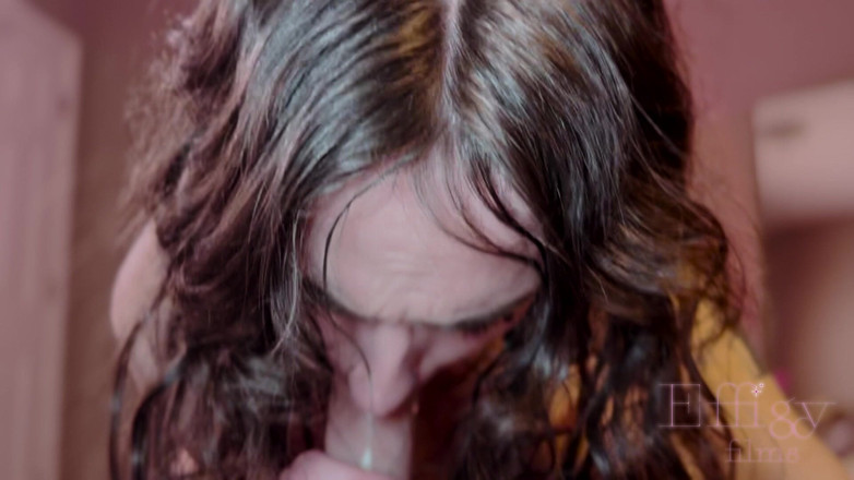 Effigy Films: POV: 대물 자지를 딥쓰롯하는 화려한 여대생 Aura Duvall